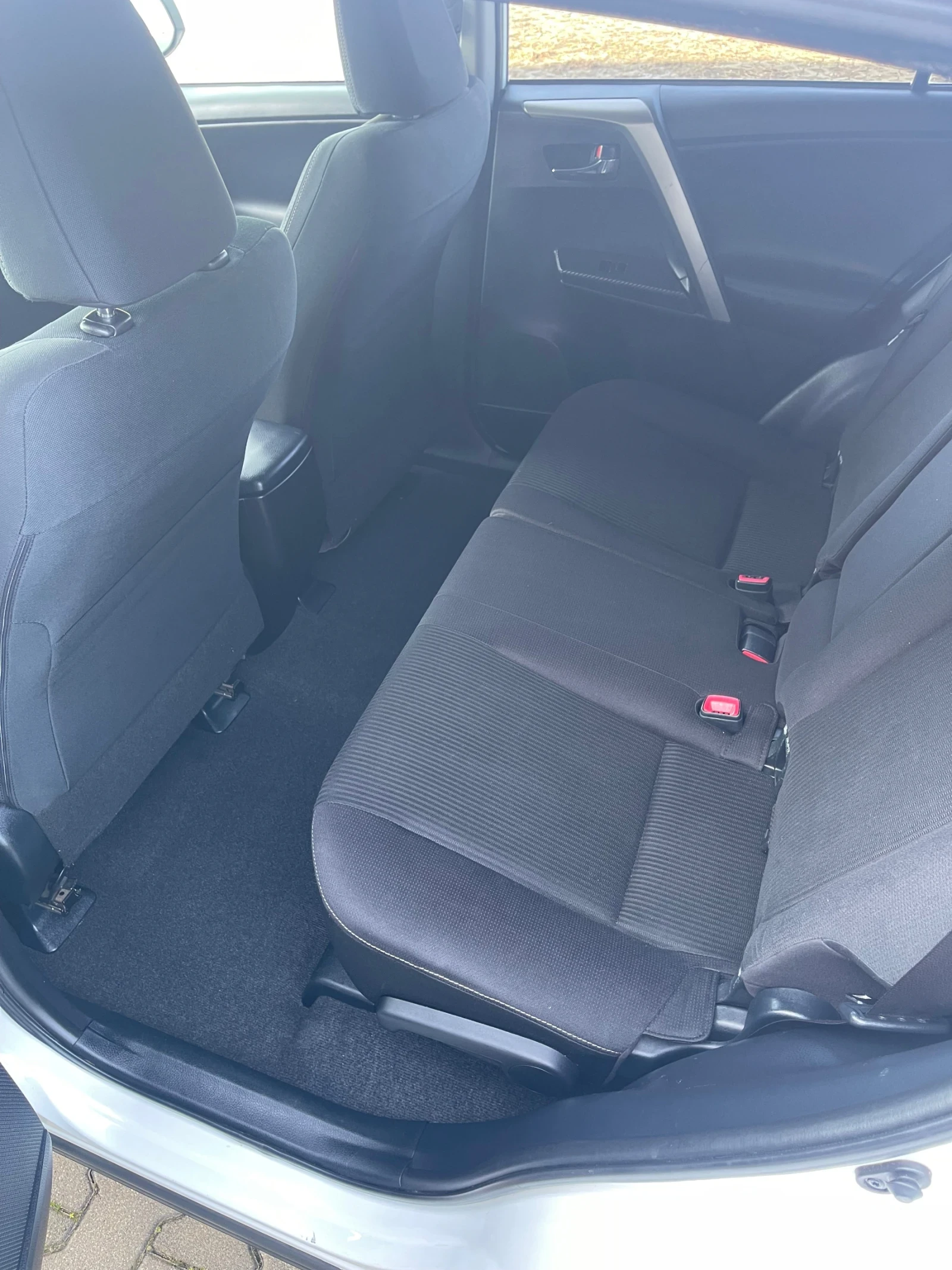 Toyota Rav4 D-4D 124 k.с. White Edition - изображение 10