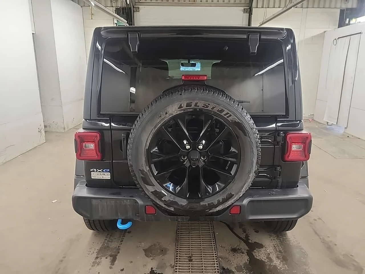 Jeep Wrangler * UNLIMITED SAHARA * CARFAX * 2 ����� *  | Mobile.bg � ����������� 17