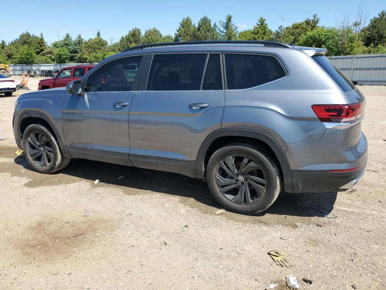 VW Atlas 2.0l Volkswagen Se, снимка 2 - Автомобили и джипове - 54255471