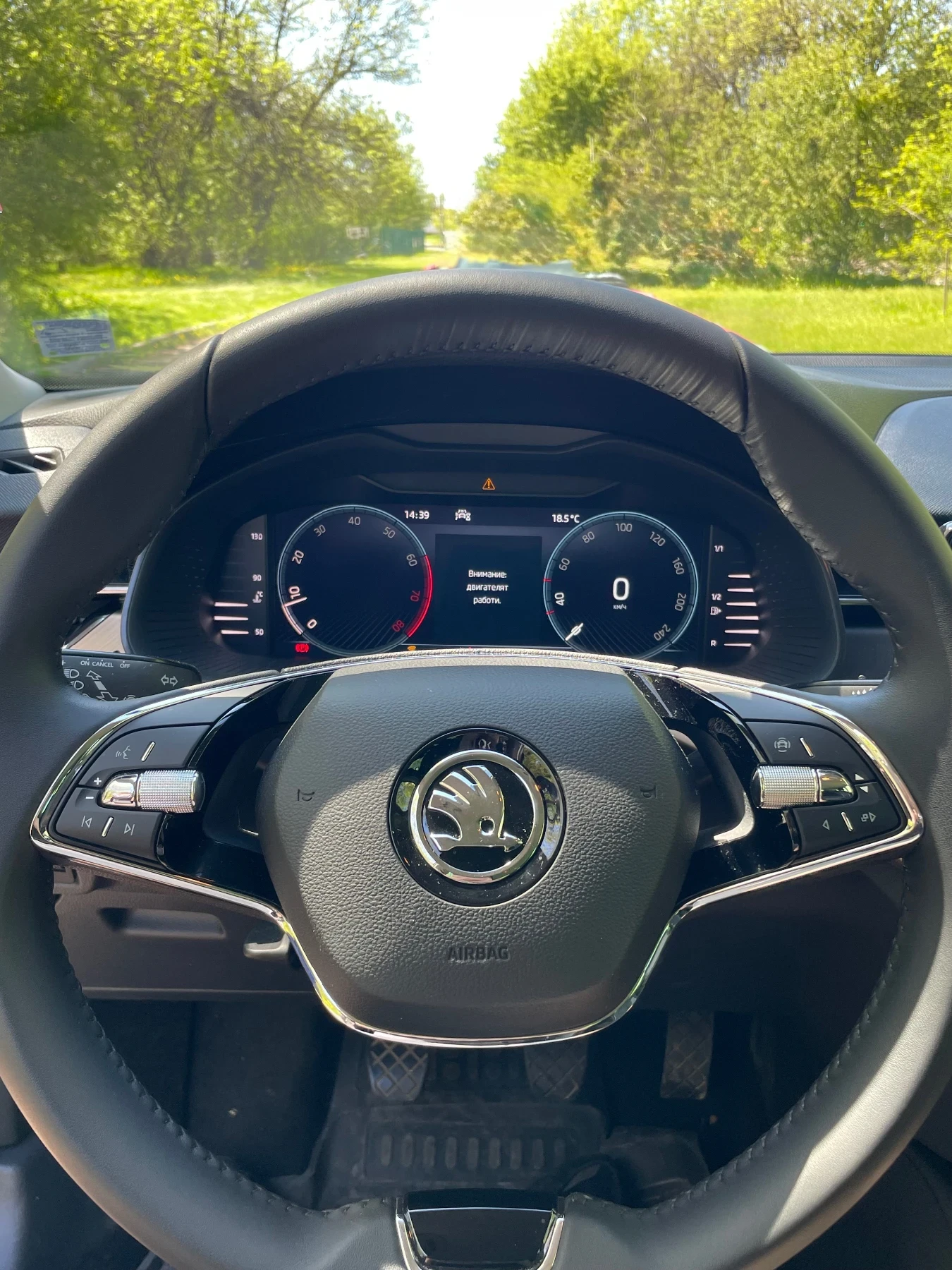 Skoda Kamiq, снимка 9 - Автомобили и джипове - 54323732