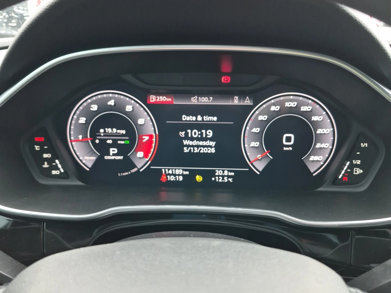 Audi Q3 PROGRESSIV * CARFAX * АВТО КРЕДИТ * Цена до БГ * , снимка 8 - Автомобили и джипове - 54585986