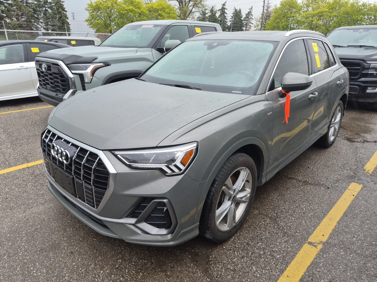 Audi Q3 PROGRESSIV * CARFAX * АВТО КРЕДИТ * Цена до БГ * 