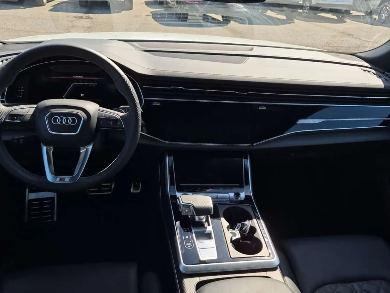 Audi SQ8 B&O| 360CAM| HUD| PANO| ОБДУХВАНЕ| 2 КЛЮЧА| , снимка 9 - Автомобили и джипове - 54860311