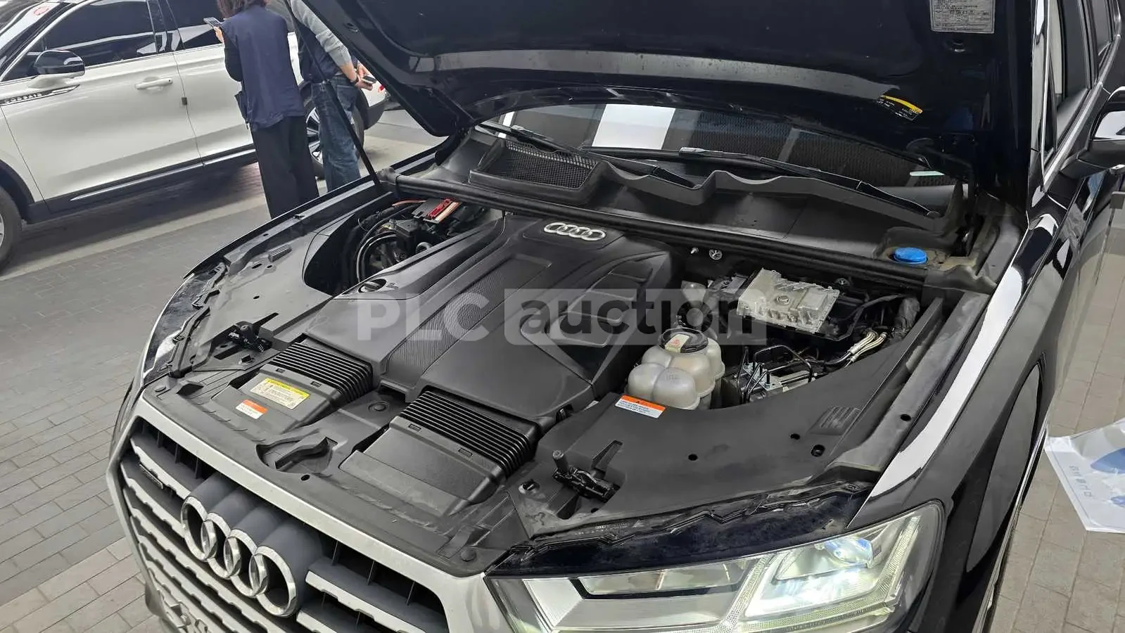 Audi Q7 PRESTIGE !!ПЪЛНО ОБОРУДBАНЕ!360/PANO/, снимка 5 - Автомобили и джипове - 55088283