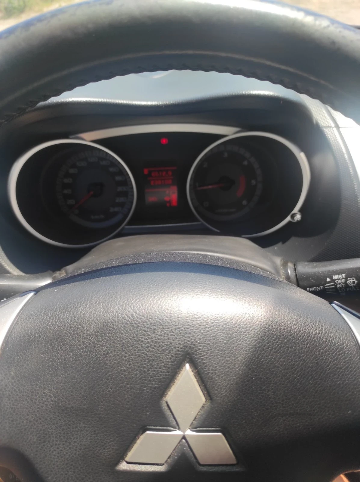 Mitsubishi Outlander, снимка 5 - Автомобили и джипове - 55090023