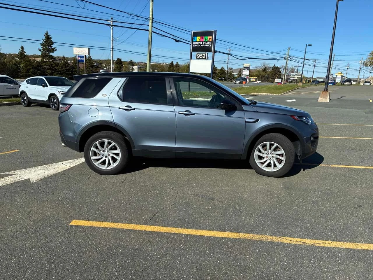 Land Rover Discovery Sport * HSE * CARFAX * ЦЕНА ДО БГ, снимка 3 - Автомобили и джипове - 55398747