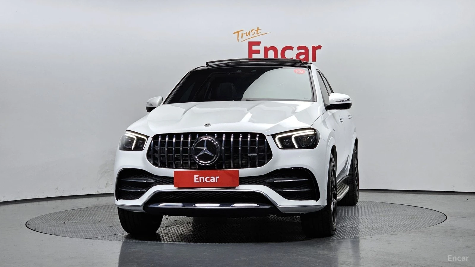Mercedes-Benz GLE 53 4MATIC COUPE* КОЖА* ПОДГРЕВ* ОБДУХВ* BURMASTER* PANO* 360, снимка 3 - Автомобили и джипове - 55423119