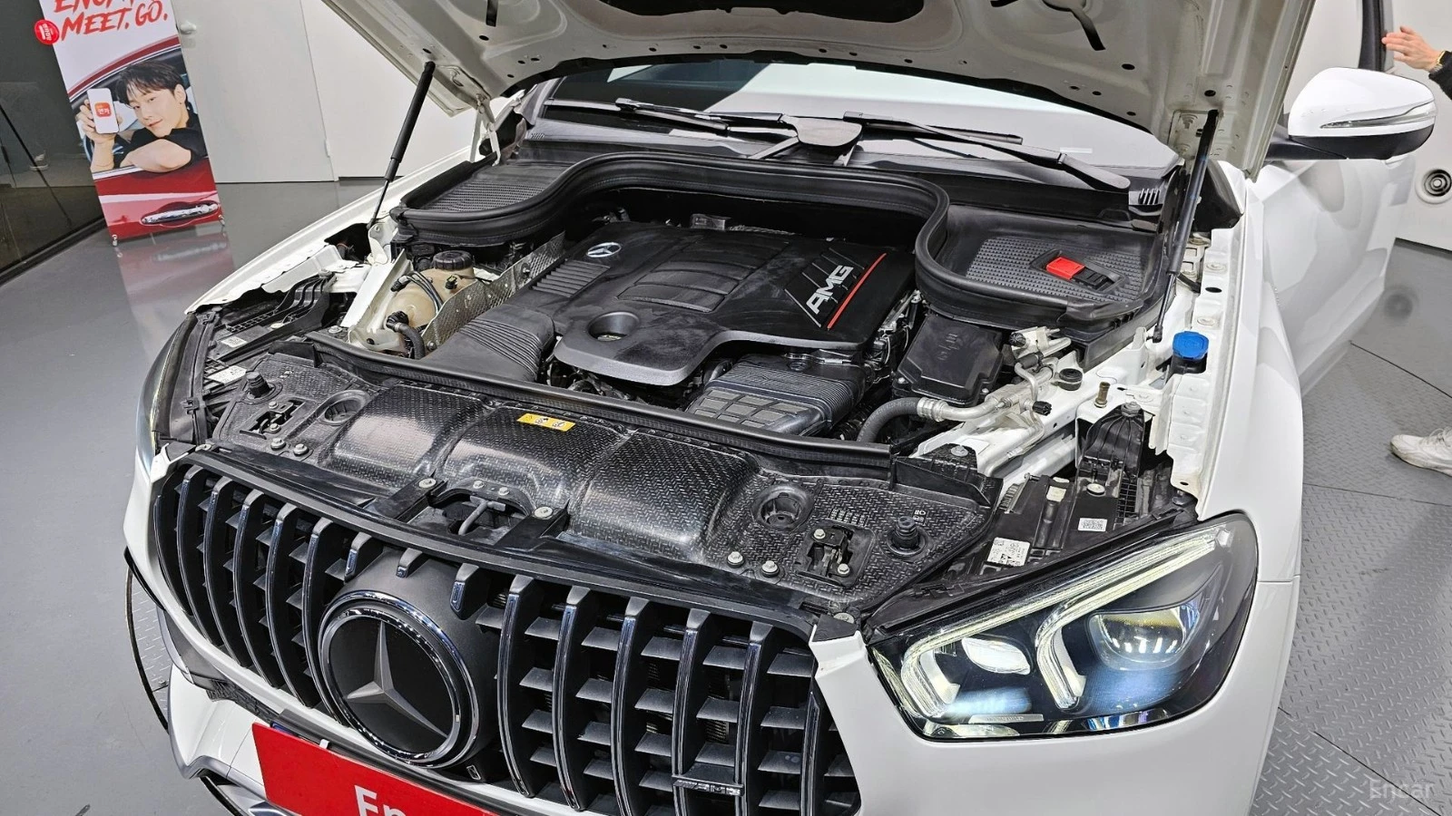 Mercedes-Benz GLE 53 4MATIC COUPE* КОЖА* ПОДГРЕВ* ОБДУХВ* BURMASTER* PANO* 360, снимка 5 - Автомобили и джипове - 55423119