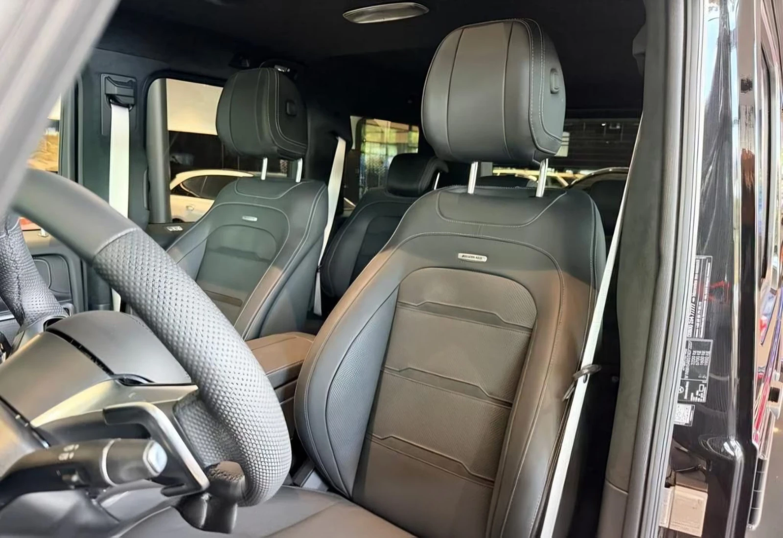 Mercedes-Benz G 63 AMG, снимка 10 - Автомобили и джипове - 55940639
