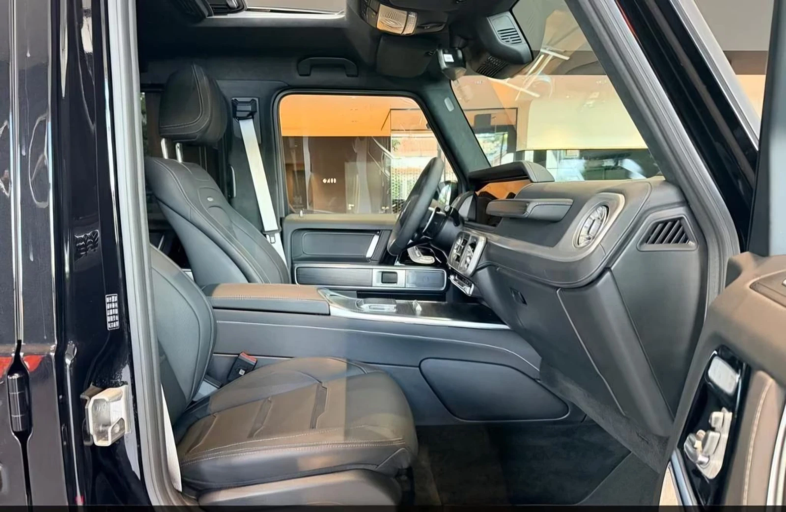 Mercedes-Benz G 63 AMG, снимка 15 - Автомобили и джипове - 55940639