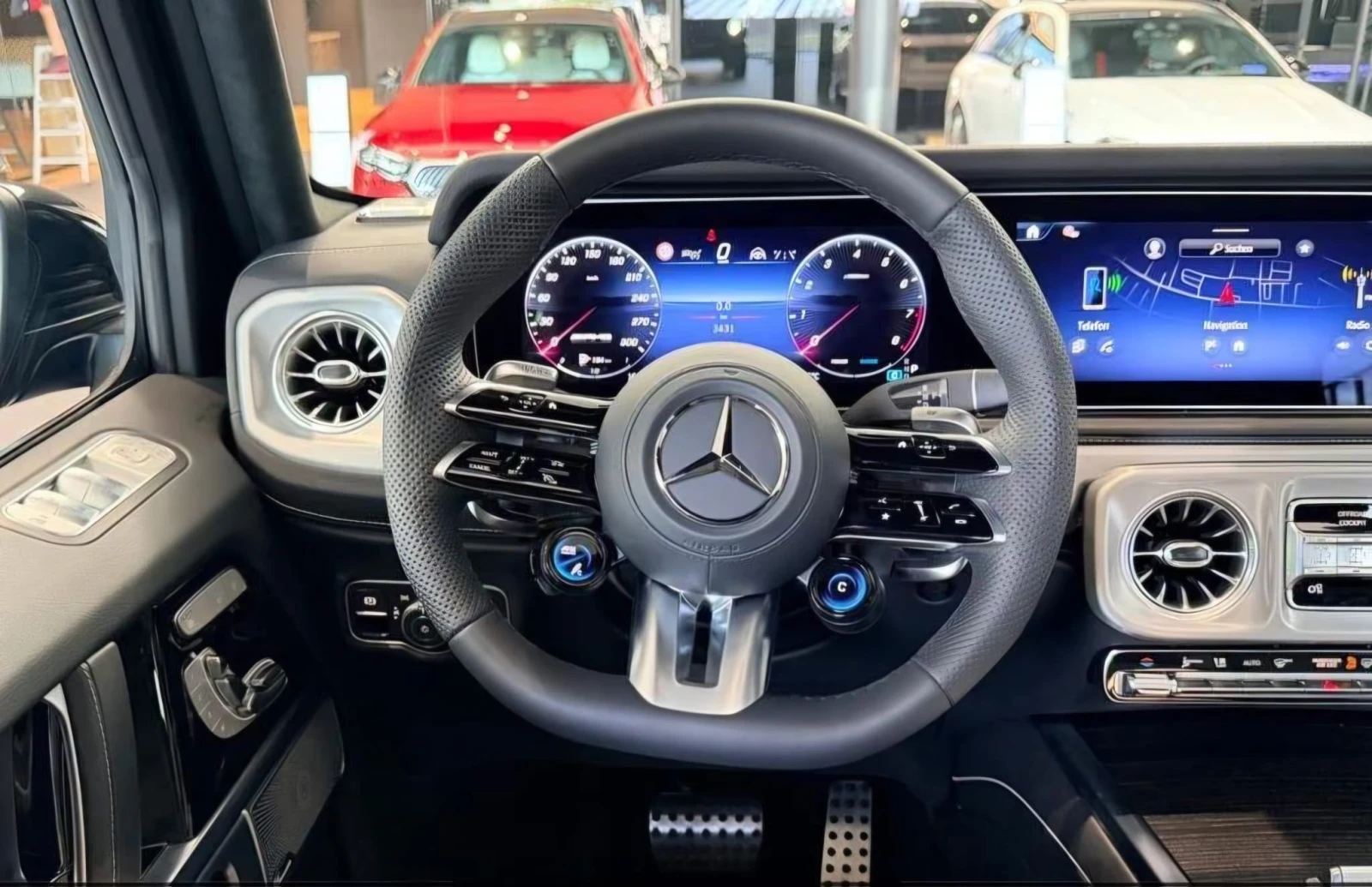 Mercedes-Benz G 63 AMG, снимка 11 - Автомобили и джипове - 55940639