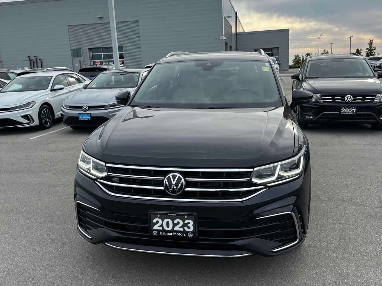 VW Tiguan Highline R Line / 360 / Fender / Carfax  | Mobile.bg � ����������� 6