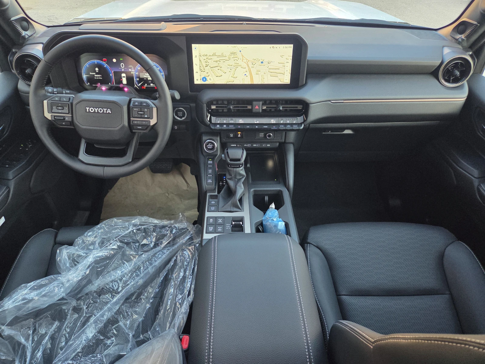 Toyota Land cruiser LC250/2.8d/LUXURY/JBL/HEAD-UP/7�/HOB!!!��������!!! | Mobile.bg � ����������� 11