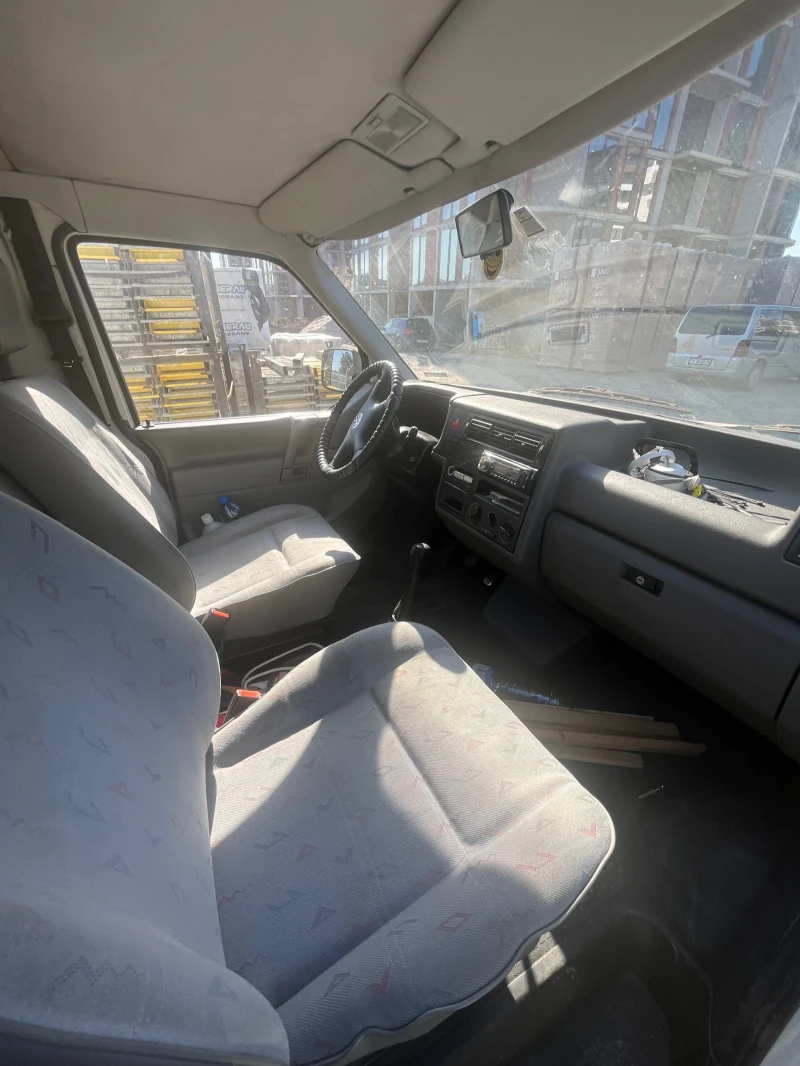 VW Transporter, снимка 2 - Бусове и автобуси - 52350321
