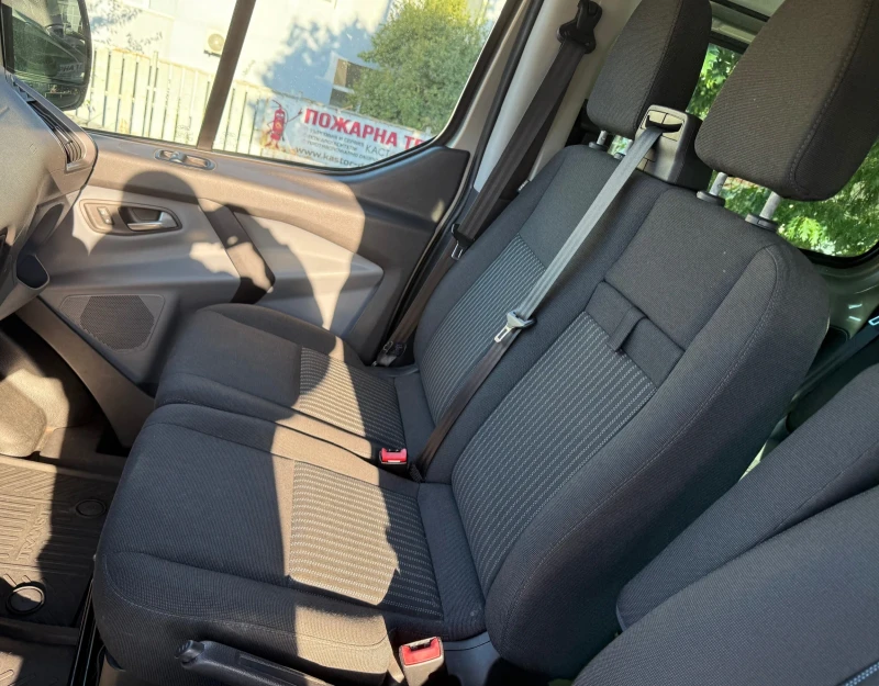 Ford Transit Custom, снимка 7 - Бусове и автобуси - 52621194