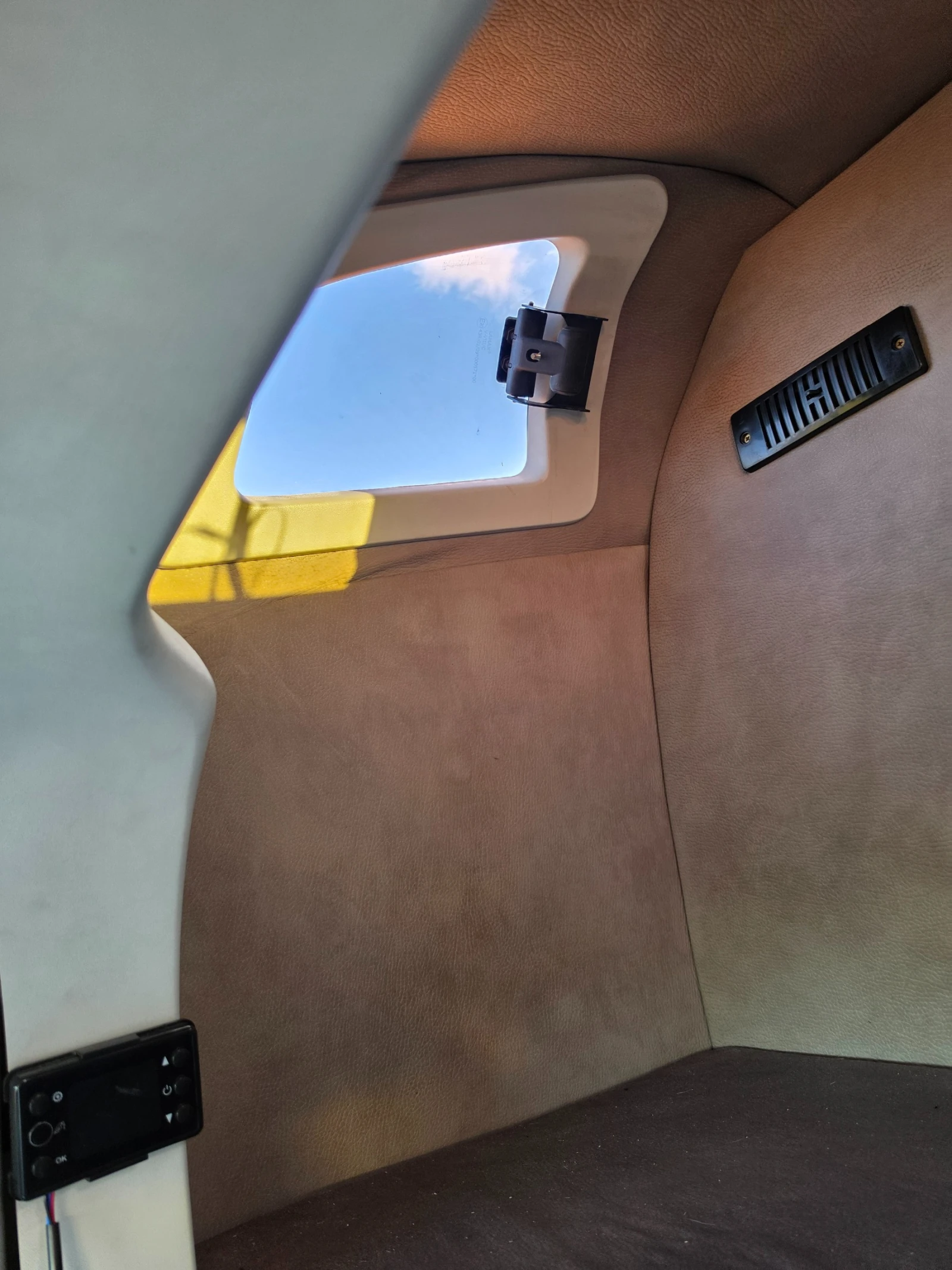 Iveco 35s17, снимка 17 - Бусове и автобуси - 56120708