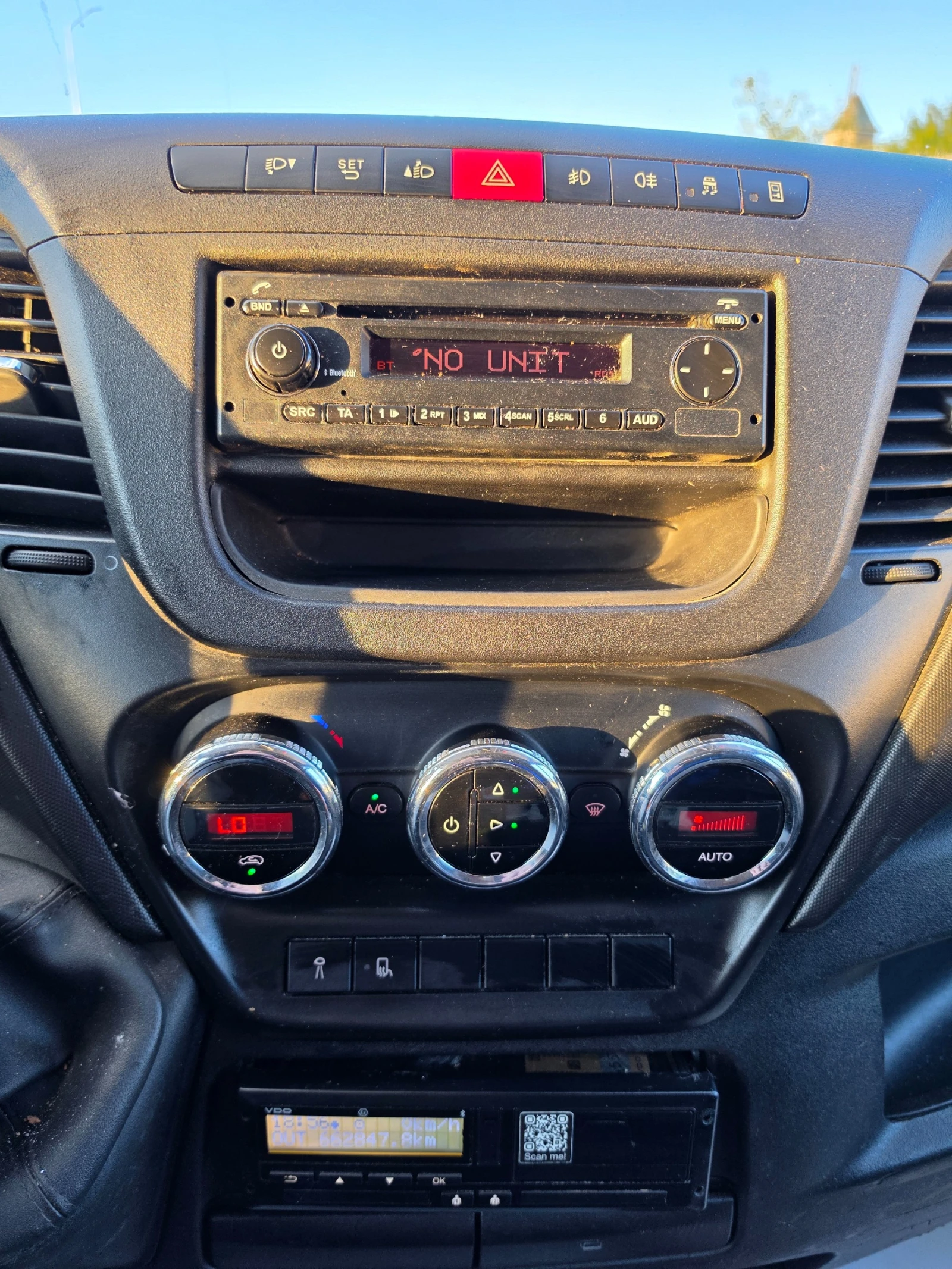 Iveco 35s17, снимка 12 - Бусове и автобуси - 56120708