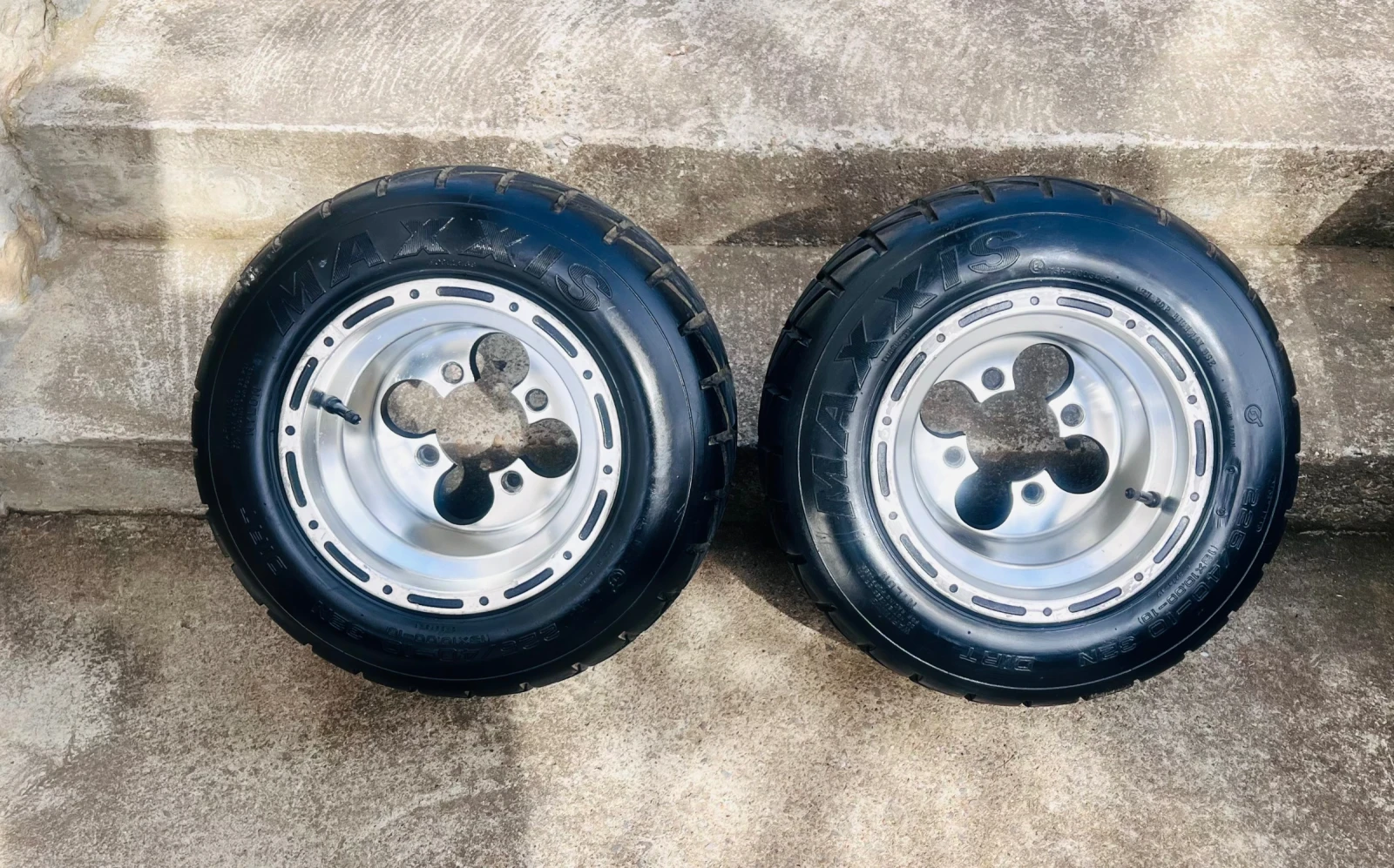 Yamaha Raptor Нови Джанти Douglas с  Нови Гуми MAXXIS  - изображение 9