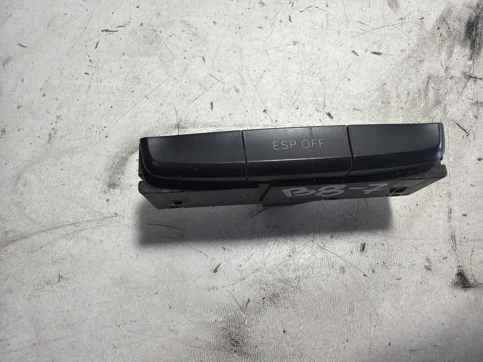 копче ESP 8K0959673 Audi A4