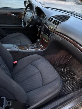 Mercedes-Benz E 220, снимка 9