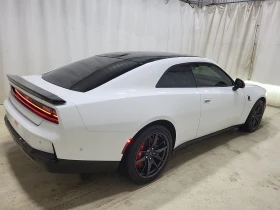 Dodge Avenger AWD, снимка 3