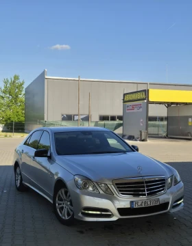 Mercedes-Benz E 350, снимка 1