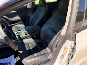 Tesla Model 3 !!УНИКАТ!! #ПЪЛНО ОБОРУДВАНЕ# !ПАНОРАМА, снимка 10