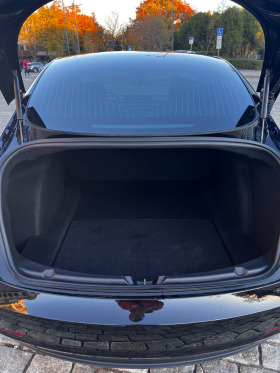 Tesla Model 3 PERFORMANCE/Black/Пълна Гаранция!, снимка 13