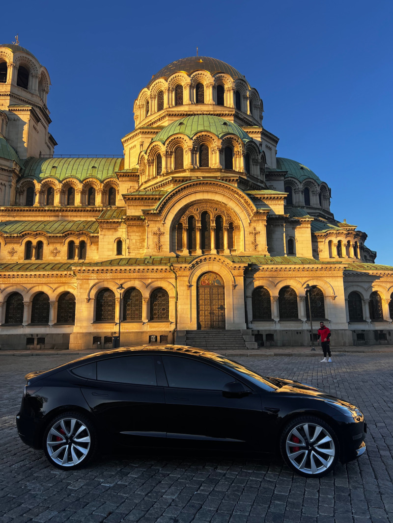 Tesla Model 3 PERFORMANCE/PPF/Пълна Гаранция/, снимка 4 - Автомобили и джипове - 46096009