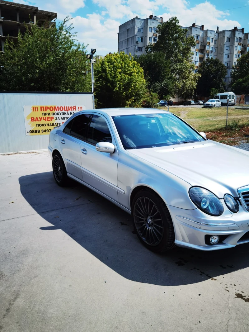 Mercedes-Benz E 270, снимка 3 - Автомобили и джипове - 47703069