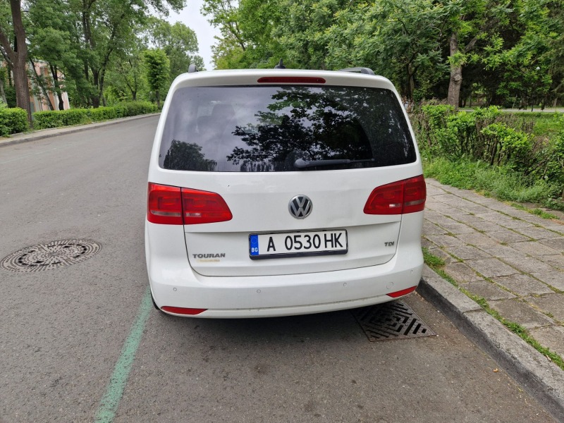 VW Touran 1600, снимка 2 - Автомобили и джипове - 45672663