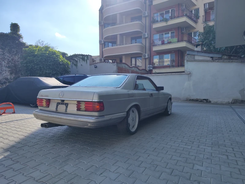 Mercedes-Benz 560 SEC, снимка 6 - Автомобили и джипове - 47202486