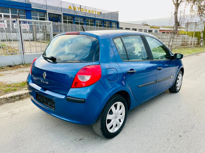 Renault Clio 1.5 DCI, снимка 5 - Автомобили и джипове - 47466562