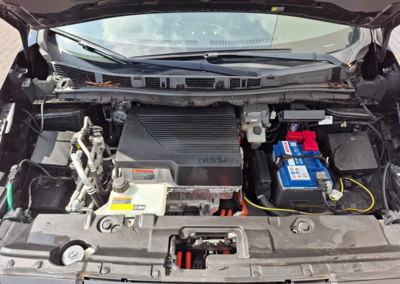 Nissan Leaf  62 kWh Tekna Най-високо ниво оборудване  НОВ ВНОС, снимка 14 - Автомобили и джипове - 50277932