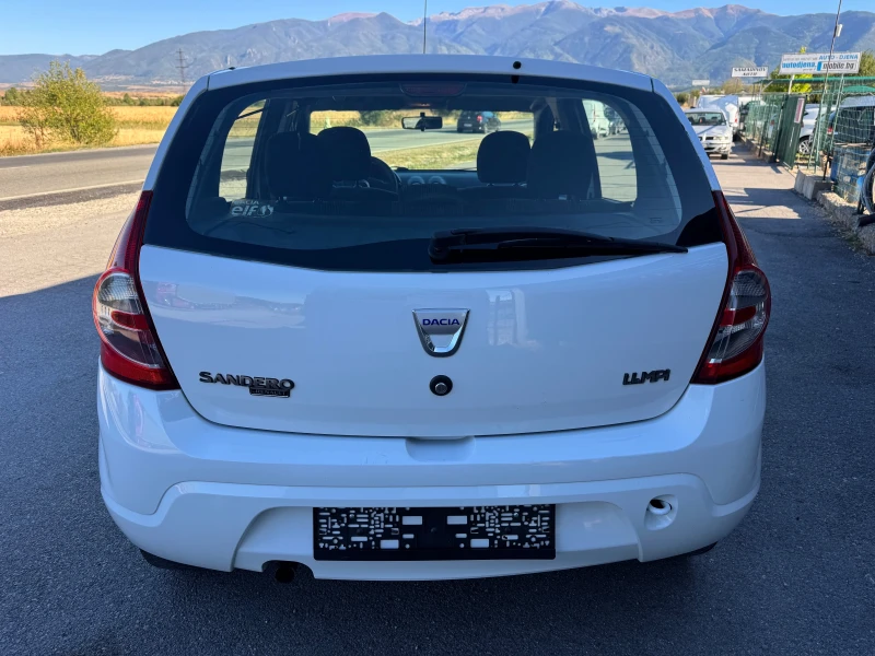 Dacia Sandero 1.4i-ГаЗ, снимка 5 - Автомобили и джипове - 51771533