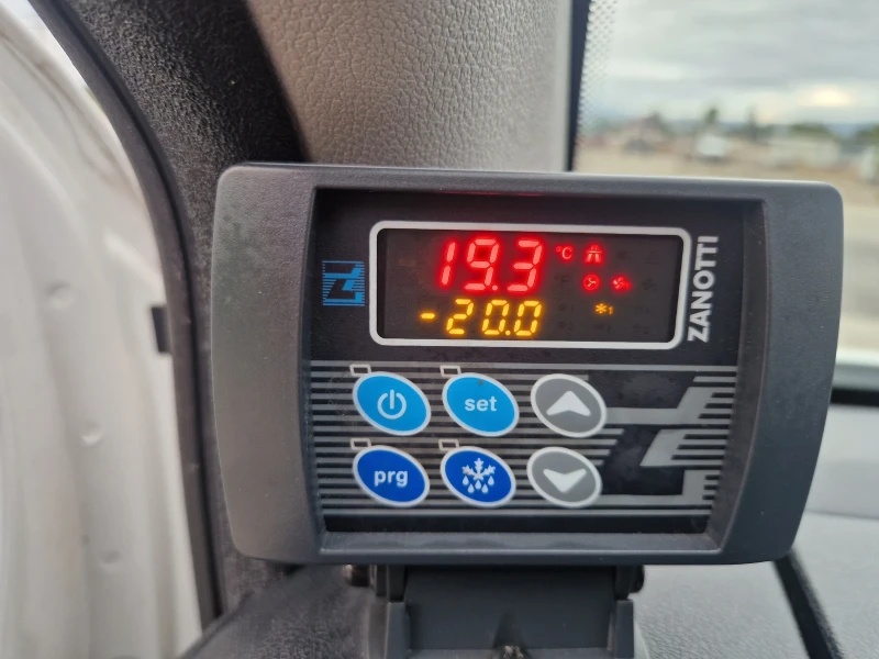 Peugeot Partner 1.6 hdi EVRO 5B HLADILNO -5  TOP TOP, снимка 8 - Автомобили и джипове - 51850990