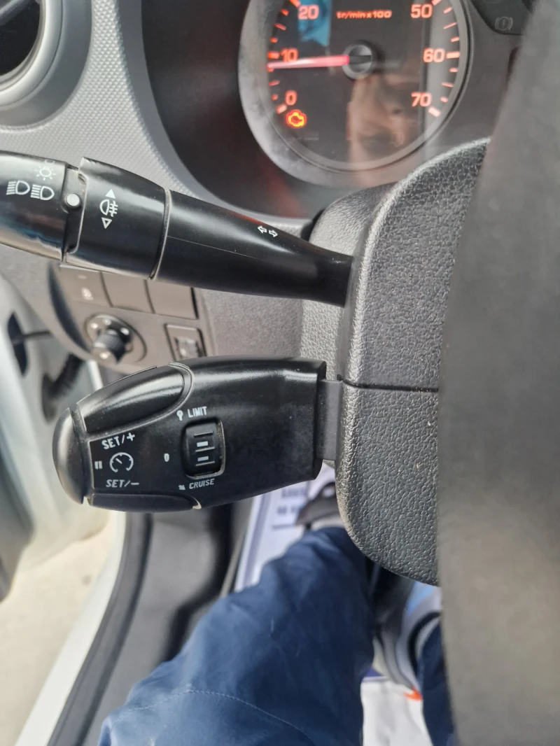 Peugeot Partner 1.6 hdi EVRO 5B HLADILNO -5  TOP TOP, снимка 13 - Автомобили и джипове - 51850990