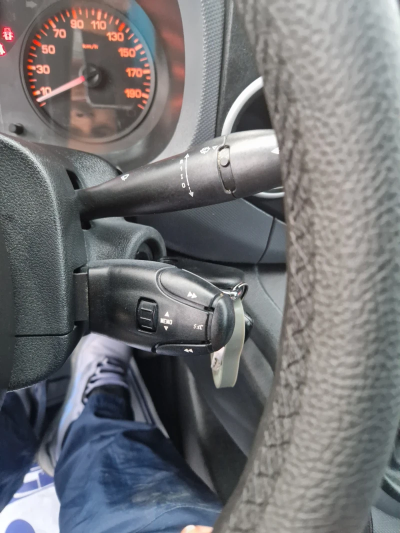 Peugeot Partner 1.6 hdi EVRO 5B HLADILNO -5  TOP TOP, снимка 14 - Автомобили и джипове - 51850990