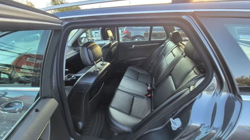 Mercedes-Benz C 200 2.2 CDI, снимка 13 - Автомобили и джипове - 52232234