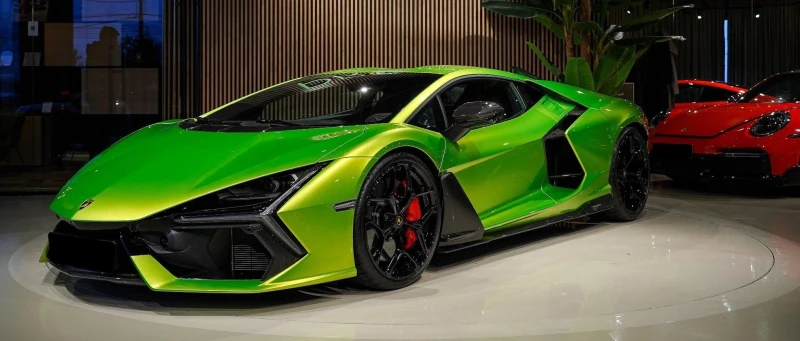 Lamborghini Revuelto 6.5 V12 HPEV 4WD