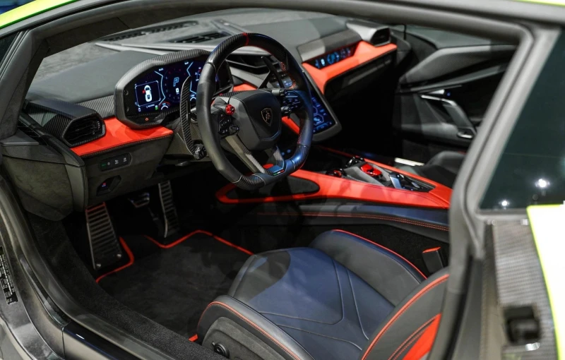 Lamborghini Revuelto 6.5 V12 HPEV 4WD, снимка 12 - Автомобили и джипове - 52541065