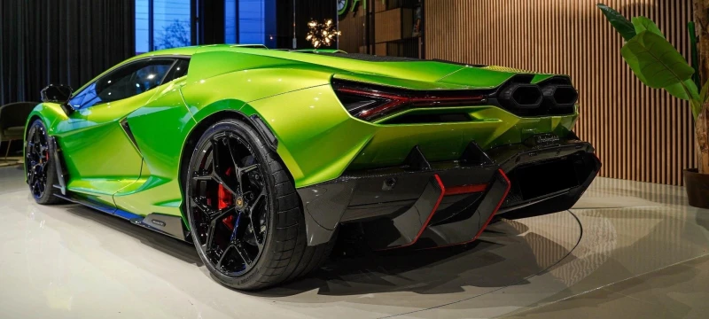 Lamborghini Revuelto 6.5 V12 HPEV 4WD, снимка 11 - Автомобили и джипове - 52541065
