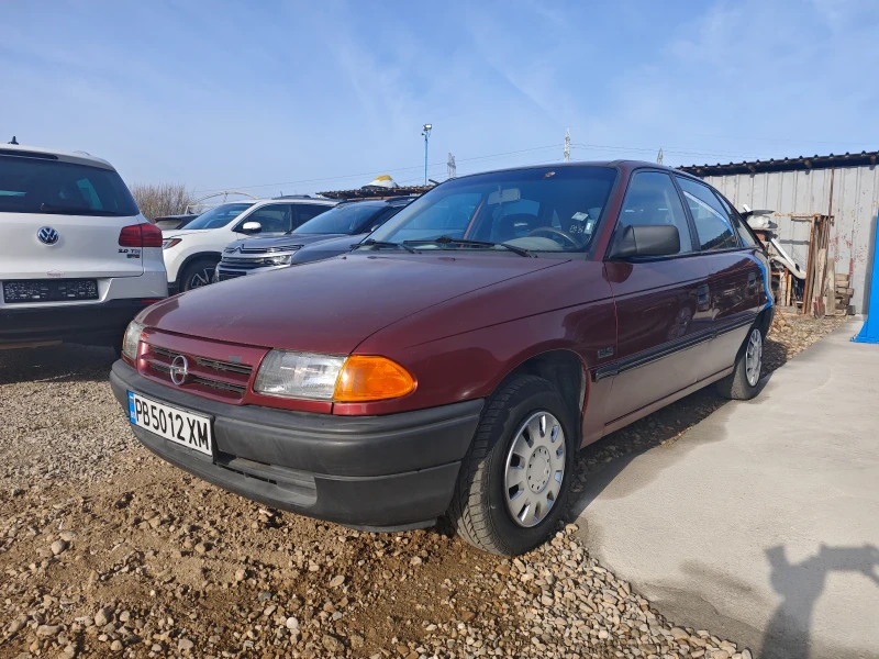 Opel Astra 1.6mi* УНИКАТ* ОРИГИНАЛНА, снимка 2 - Автомобили и джипове - 52840602
