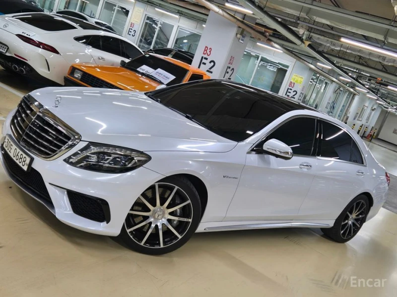 Mercedes-Benz S 63 AMG