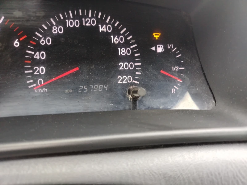 Toyota Corolla, снимка 14 - Автомобили и джипове - 53594569