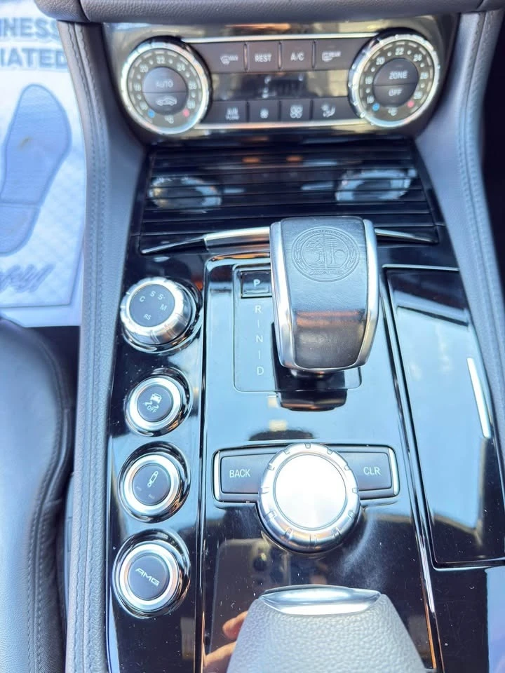 Mercedes-Benz CLS 63 AMG * * CARFAX * * АВТО КРЕДИТ * * , снимка 14 - Автомобили и джипове - 52750045