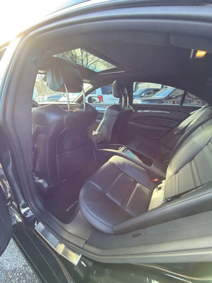 Mercedes-Benz CLS 63 AMG * * CARFAX * * АВТО КРЕДИТ * * , снимка 16 - Автомобили и джипове - 52750045