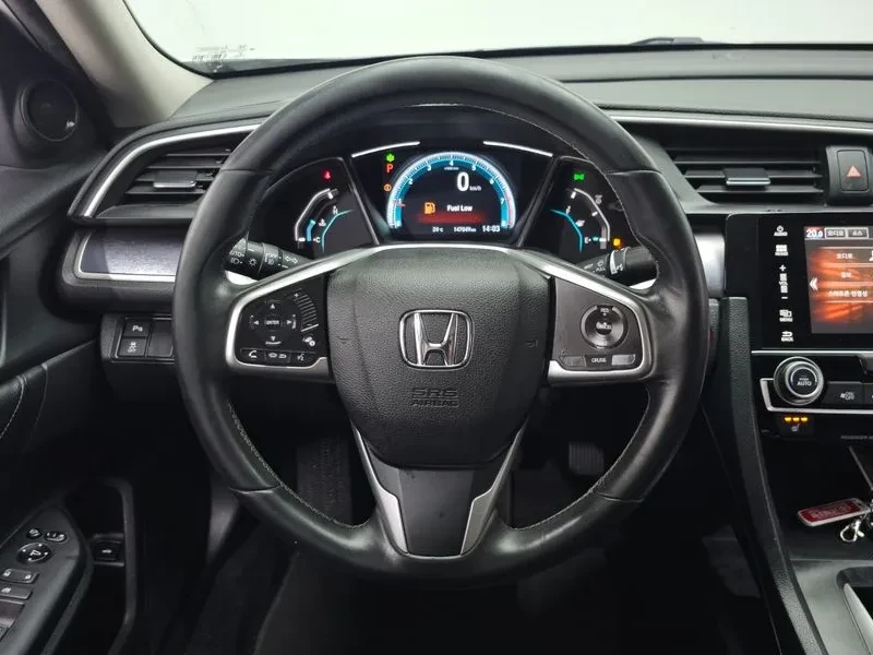 Honda Civic 2.0 Бензин, снимка 4 - Автомобили и джипове - 55486608
