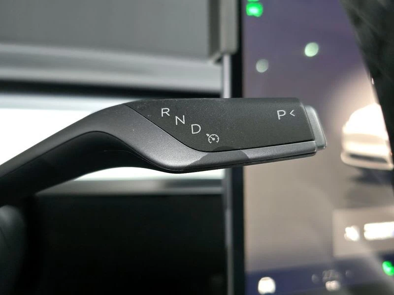 Tesla Model Y Long Range AWD| 514к.с., снимка 9 - Автомобили и джипове - 56007977