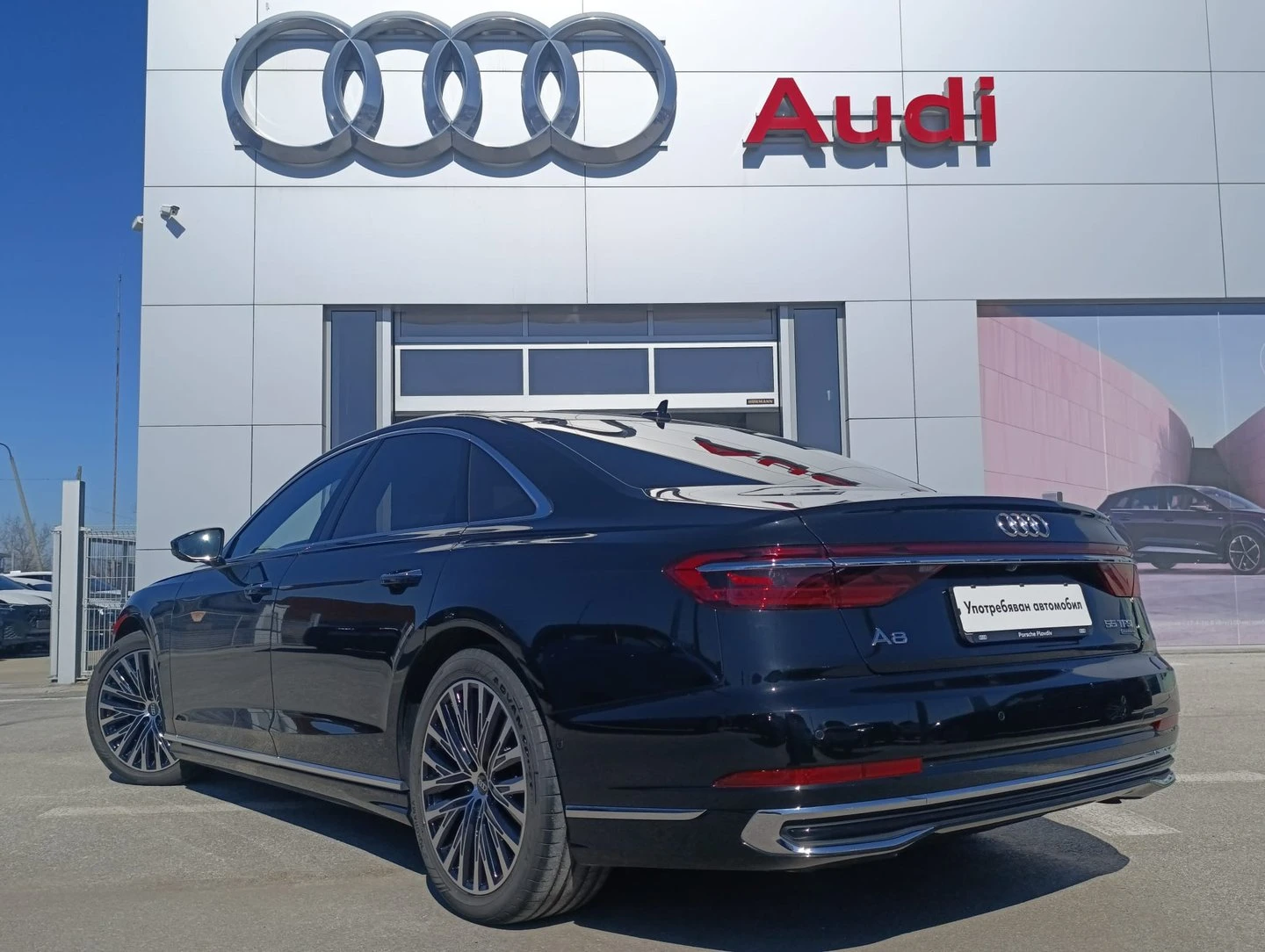 Audi A8 55 TFSI quattro - изображение 4